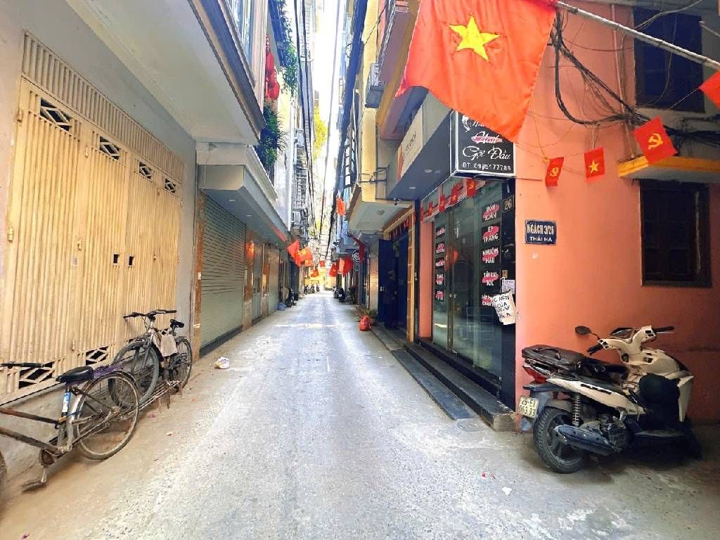 Bán nhà Thái Hà - diện tích 23.1m2 3 tầng - ngõ đẹp - giá 6,4 tỷ