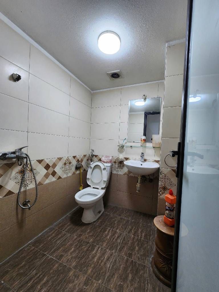 Bán nhà Ngọc Hồi - diện tích 55.3m2 5 tầng - Nhà mặt phố, vỉa hè siêu to - giá 21 tỷ