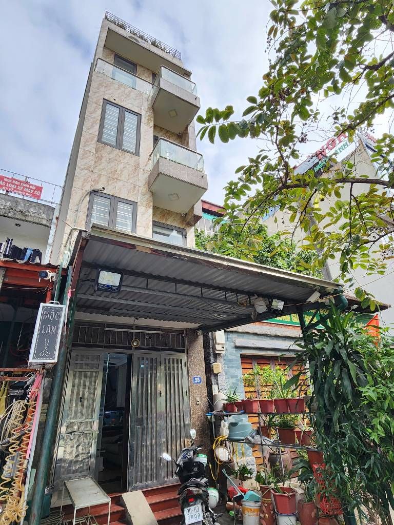 Bán nhà Ngọc Hồi - diện tích 55.3m2 5 tầng - Nhà mặt phố, vỉa hè siêu to - giá 21 tỷ