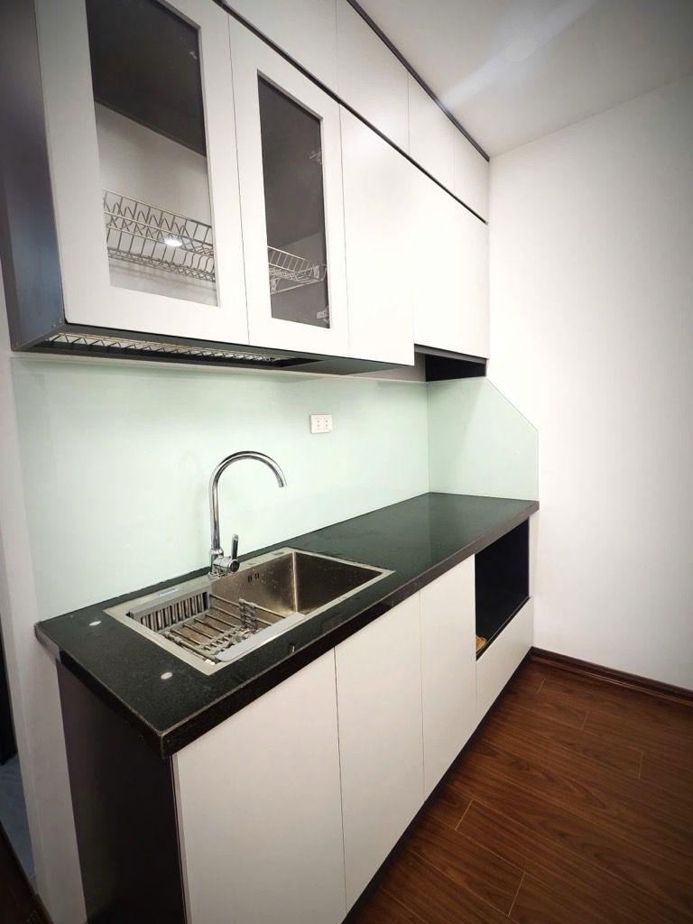 Alternative view of Bán Căn Hộ Tập Thể Hòa Bình 7, Minh Khai: Tầng 2 – 70m2 – 2 Ngủ 3 WC – Ô Tô Đỗ Cửa – Giá 3.68 Tỷ