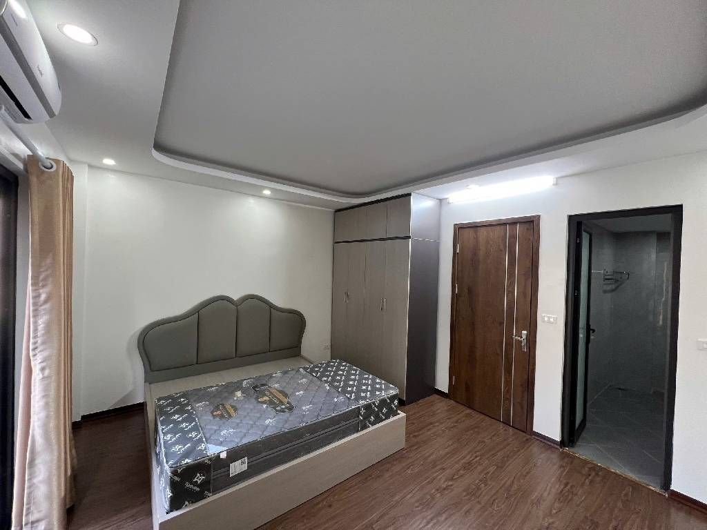 Bán nhà Nguyễn Văn Viên - diện tích 35.2m2 5 tầng - Lô góc - giá 10,2 tỷ