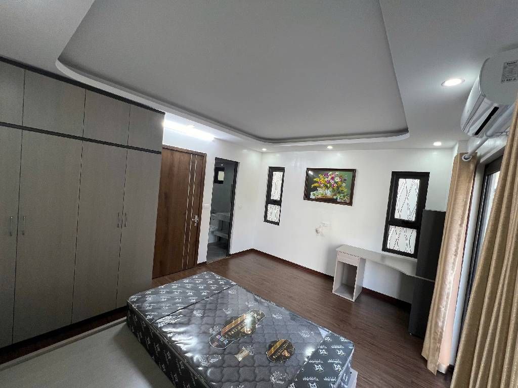 Bán nhà Nguyễn Văn Viên - diện tích 35.2m2 5 tầng - Lô góc - giá 10,2 tỷ