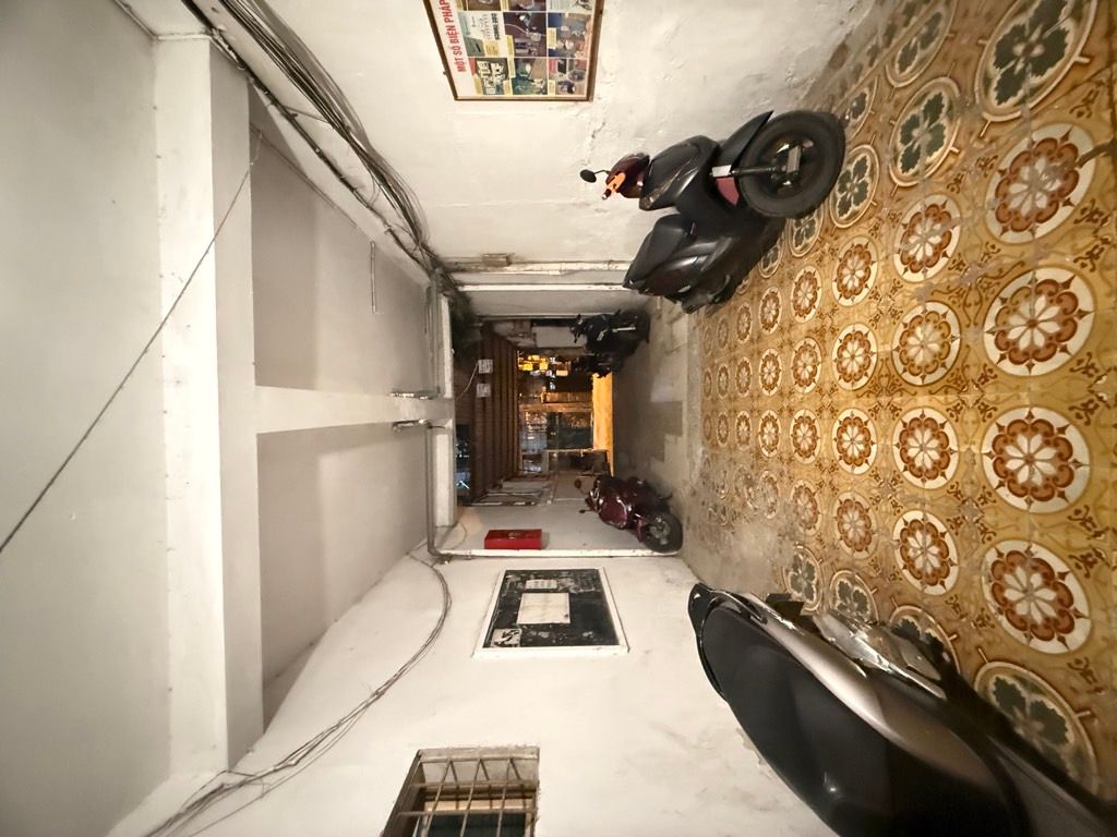 Bán nhà Võ Thị Sáu - diện tích 53m2 5 tầng - Ô TÔ - giá 5,2 tỷ