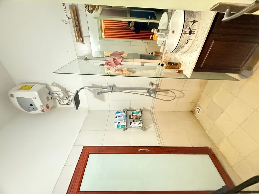 Bán nhà Võ Thị Sáu - diện tích 53m2 5 tầng - Ô TÔ - giá 5,2 tỷ