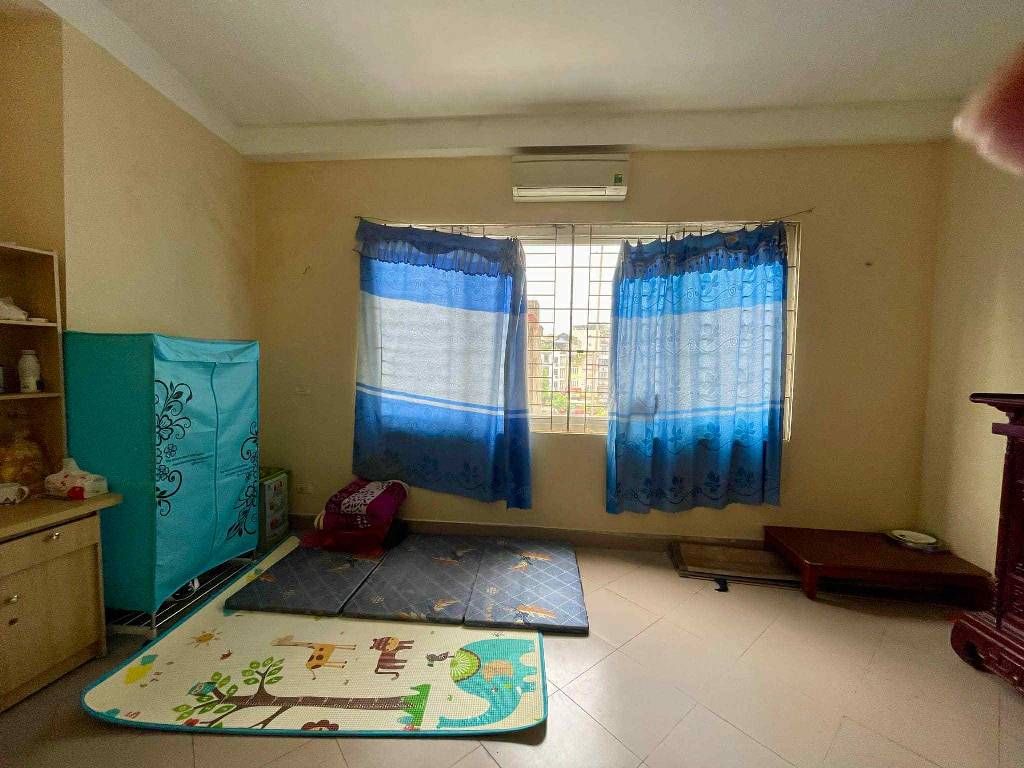 Bán nhà Vũ Tông Phan - diện tích 70m2 4 tầng - Sổ phân lô - giá 12 tỷ