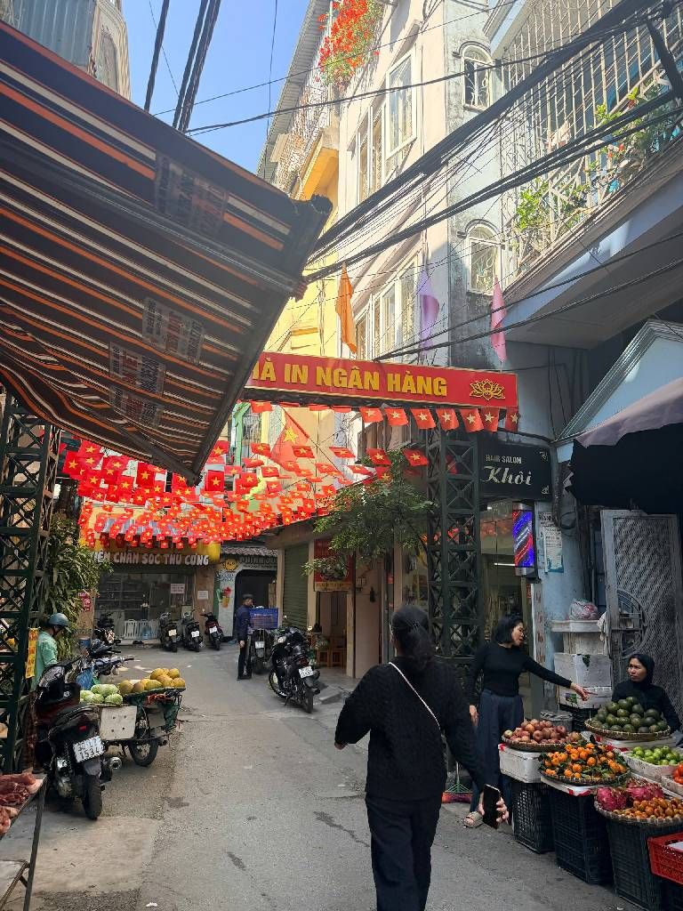 Bán nhà Tôn Đức Thắng - diện tích 42m2 3 tầng - Ô tô tránh 10m - giá 8,5 tỷ