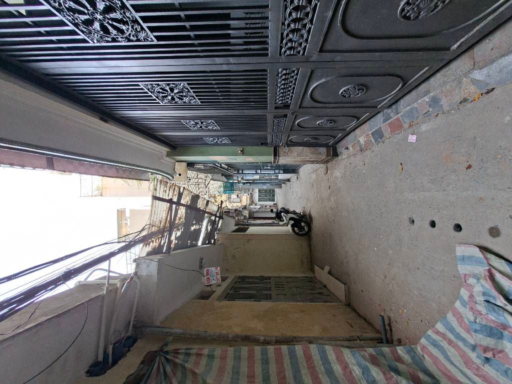 Bán nhà Láng - diện tích 75m2 5 tầng - Nhà dân xây chắc chắn, cho thuê 40 triệu/tháng - giá 16,5 tỷ