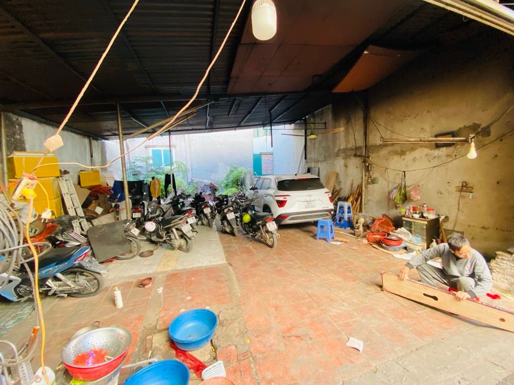 Bán nhà Nguyễn Lân - diện tích 51m2 1 tầng - Ô tô vào nhà - giá 14,75 tỷ