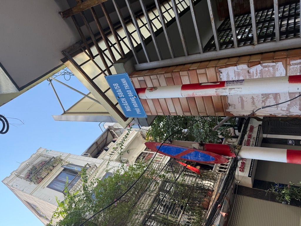 Bán nhà Hoàng Đạo Thành - diện tích 46m2 3 tầng - ô tô đỗ cửa - giá 8,0 tỷ