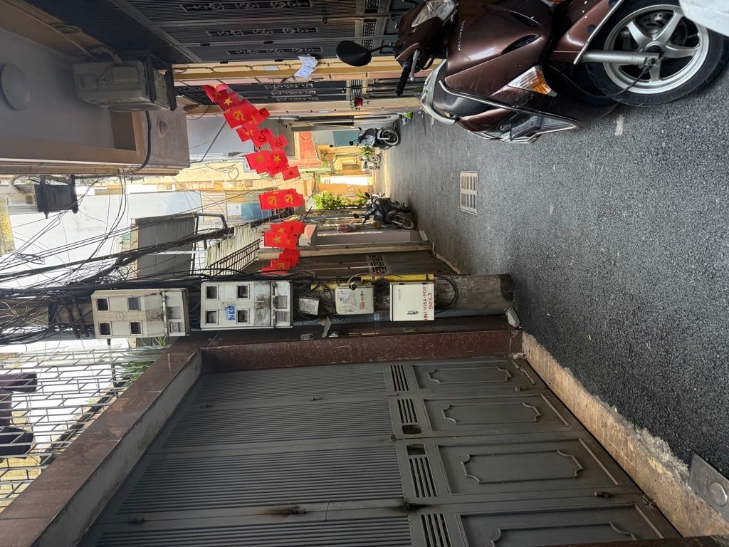 Bán nhà Hoàng Đạo Thành - diện tích 46m2 3 tầng - ô tô đỗ cửa - giá 8,0 tỷ