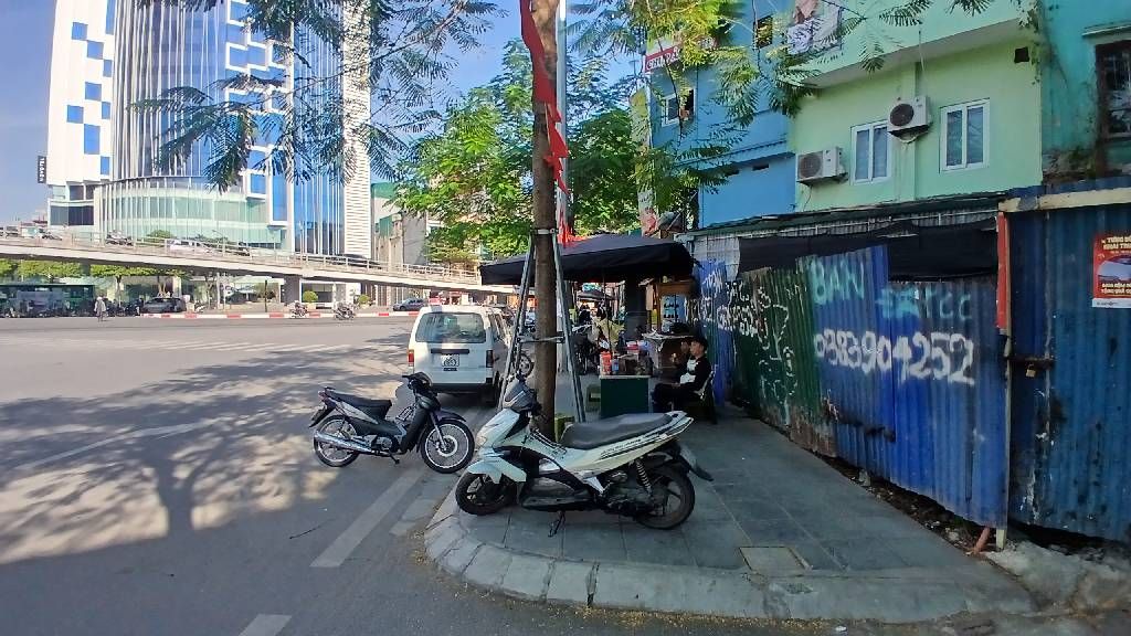 Bán nhà Tây Sơn - diện tích 30,1m2 1 tầng - 3 mặt thoáng - giá 22 tỷ