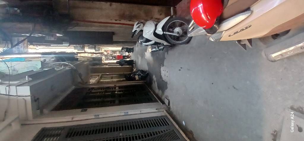 Bán nhà Trường Chinh - diện tích 21m2 3 tầng - Lô góc thoáng sáng - giá 5,4 tỷ