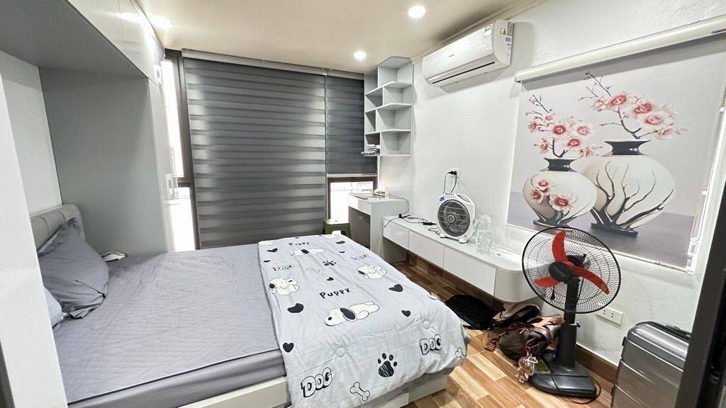 Bán nhà Hoa Lư - diện tích 17m2 5 tầng - ô tô đỗ cửa - giá 8,4 tỷ