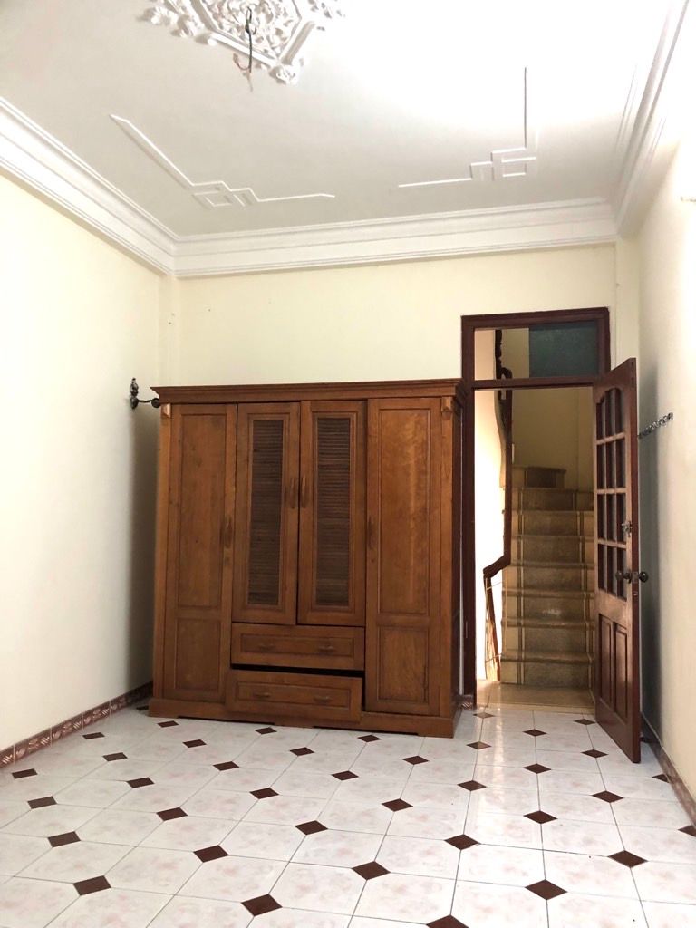 Bán nhà Hồng Mai - diện tích 23.7m2 4 tầng - Ô TÔ ĐỖ CÁCH NHÀ 40 M - giá 8,4 tỷ