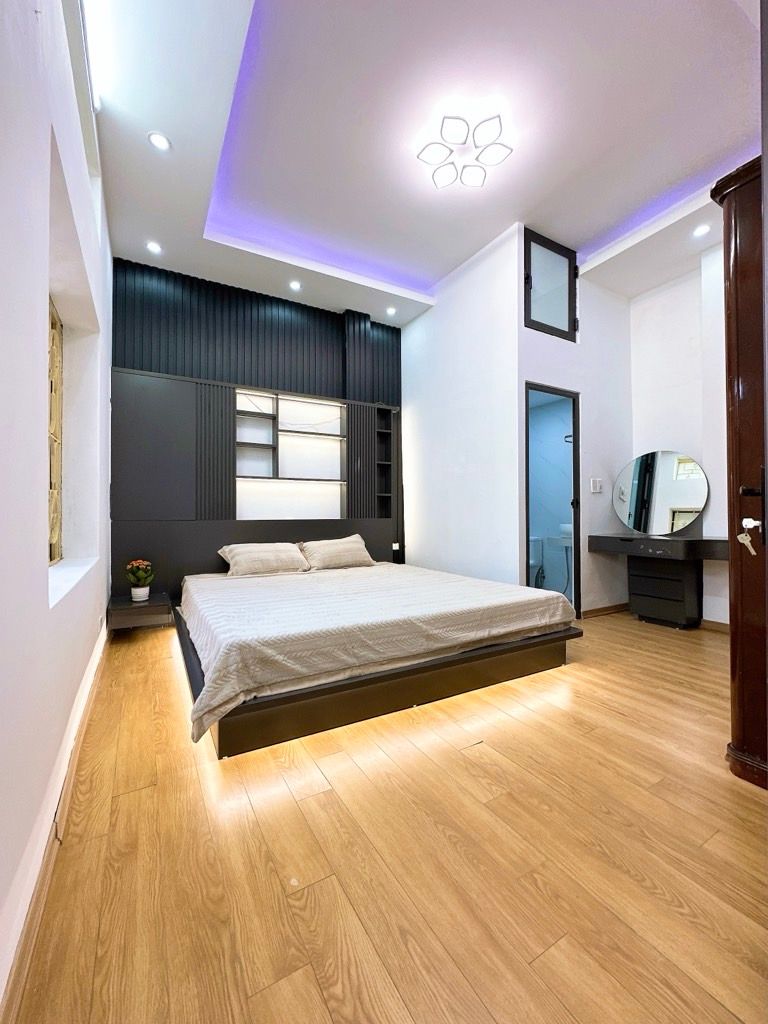 Bán nhà Hồng Mai - diện tích 26m2 4 tầng - Lô góc 2 mặt thoáng - giá 4,2 tỷ