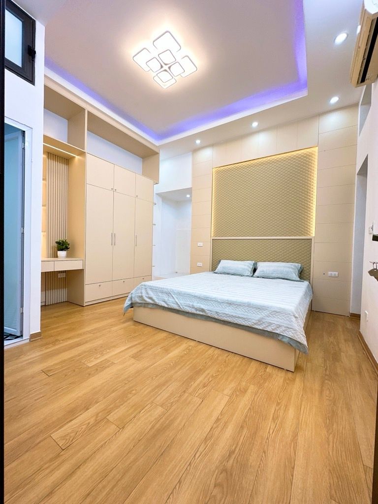 Bán nhà Hồng Mai - diện tích 26m2 4 tầng - Lô góc 2 mặt thoáng - giá 4,2 tỷ