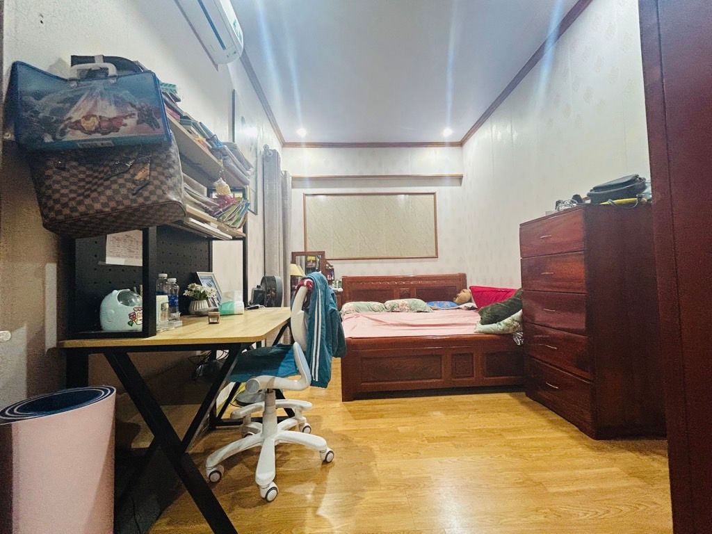 Bán nhà Nguyễn Xiển - diện tích 75m2 5 tầng - có lot để ô tô - giá 6,1 tỷ