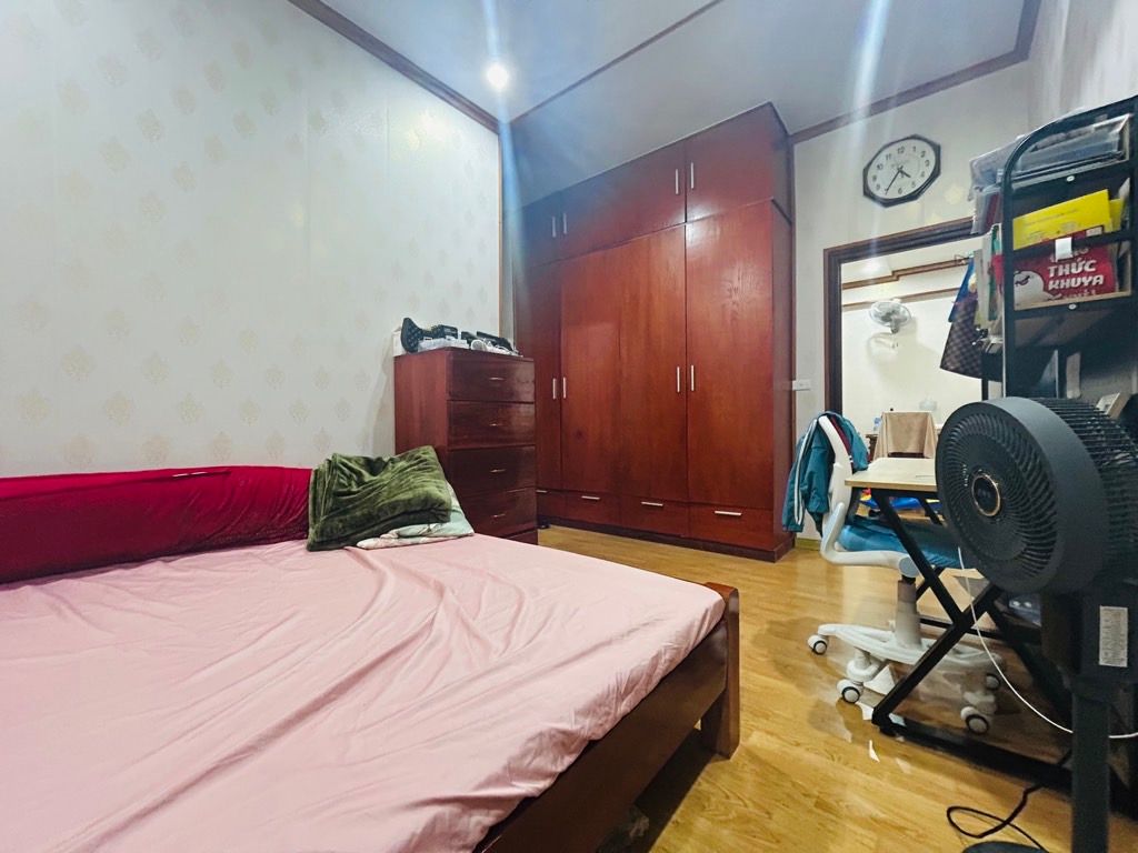 Bán nhà Nguyễn Xiển - diện tích 75m2 5 tầng - có lot để ô tô - giá 6,1 tỷ