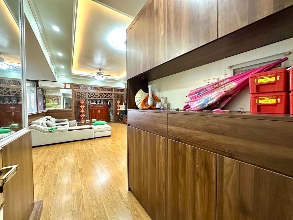 Bán nhà Nguyễn Đức Cảnh - diện tích 130m2 21 tầng - Căn lô góc siêu thoáng - giá 8,6 tỷ