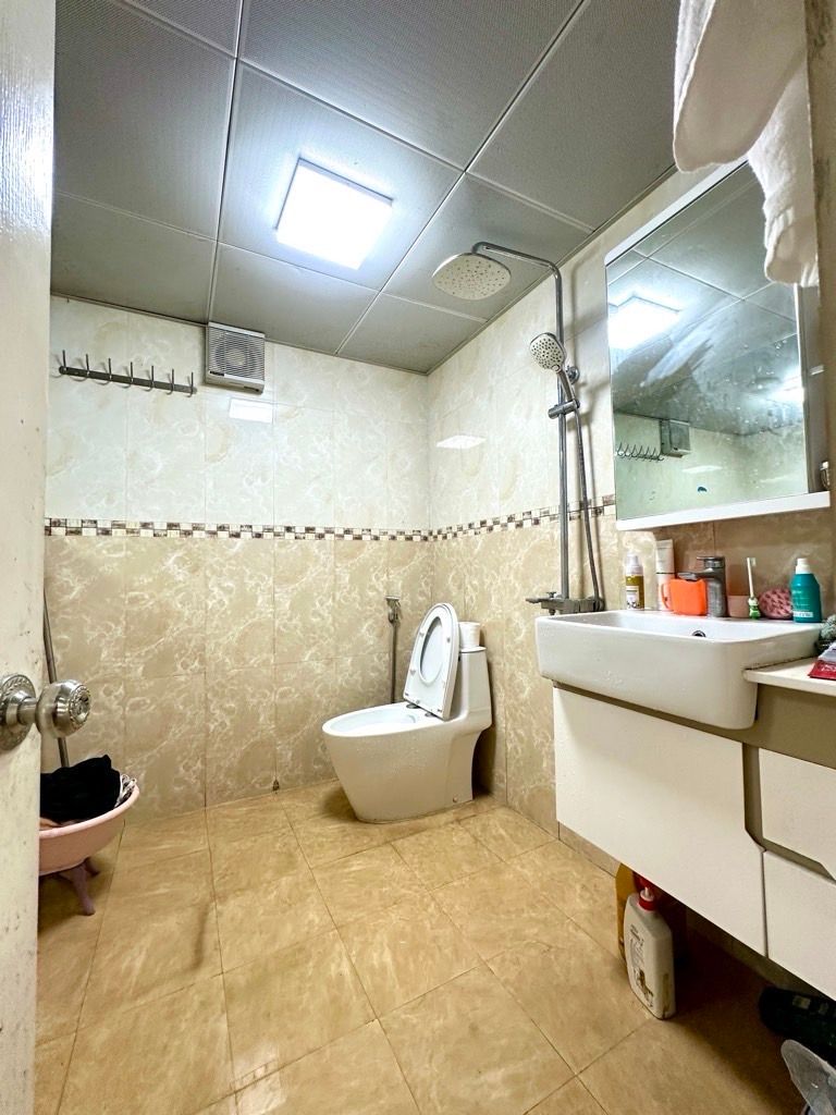 Bán nhà Nguyễn Đức Cảnh - diện tích 130m2 21 tầng - Căn lô góc siêu thoáng - giá 8,6 tỷ