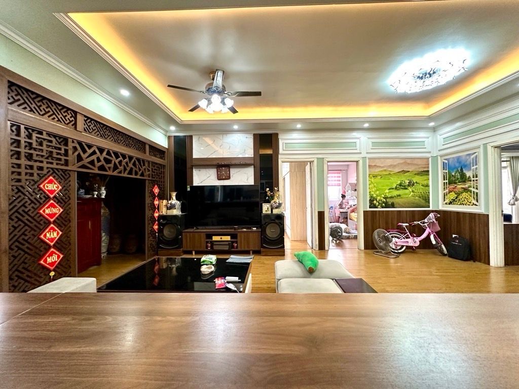 Bán nhà Nguyễn Đức Cảnh - diện tích 130m2 21 tầng - Căn lô góc siêu thoáng - giá 8,6 tỷ