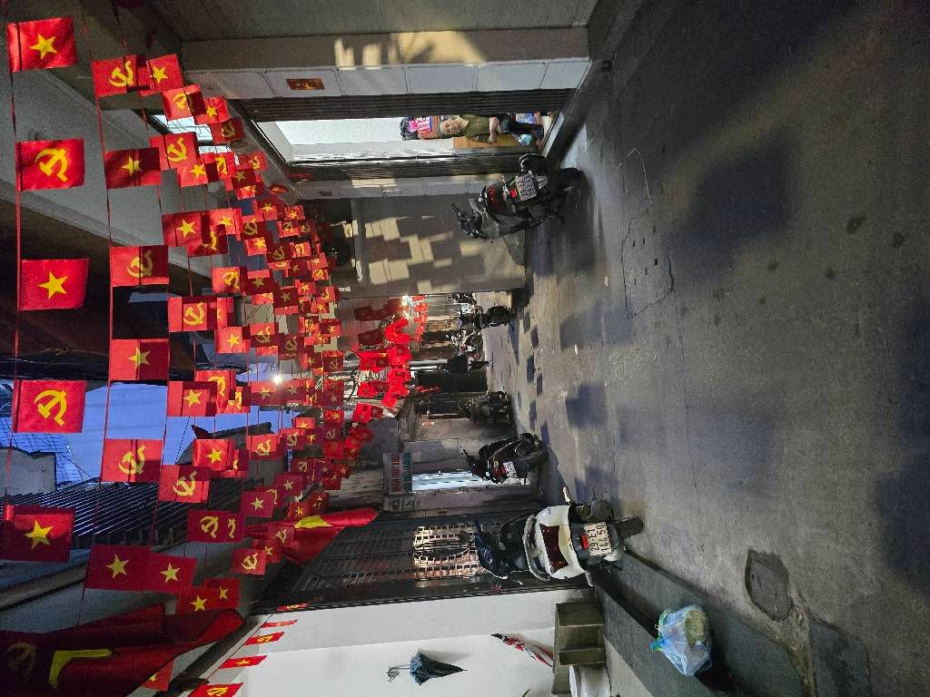 Bán nhà Ngõ Văn Hương - diện tích 44.8m2 4 tầng - Sổ đỏ chính chủ - giá 12 tỷ