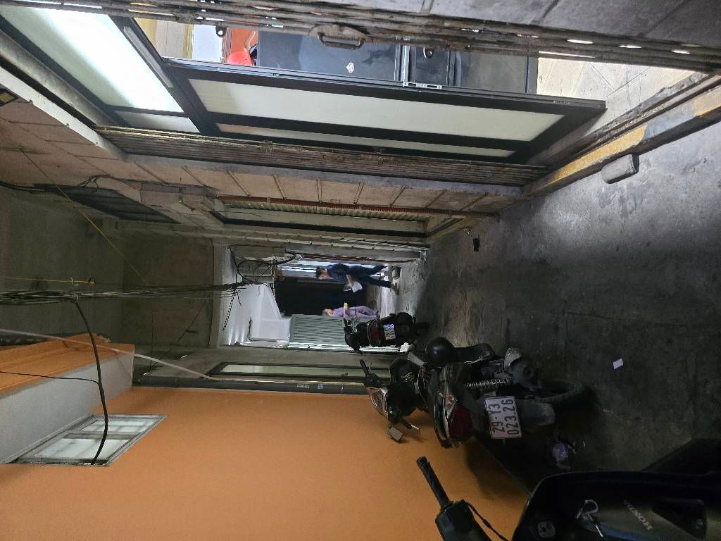 Bán nhà Ngõ Văn Hương - diện tích 44.8m2 4 tầng - Sổ đỏ chính chủ - giá 12 tỷ