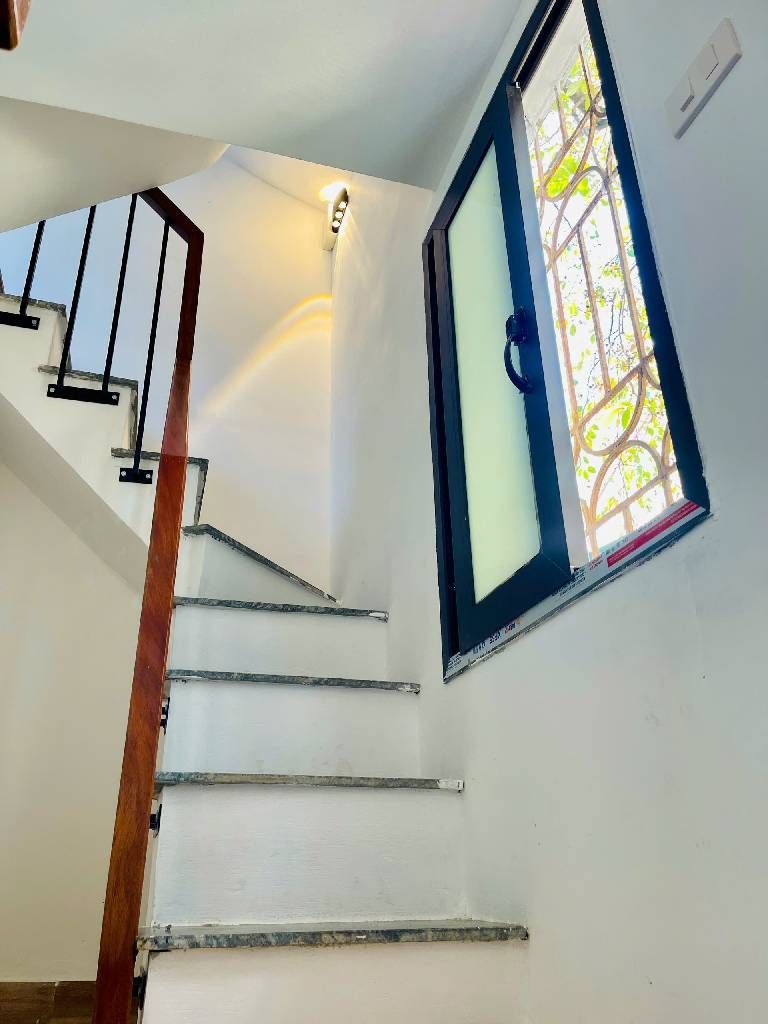 Bán nhà Nguyễn An Ninh - diện tích 10m2 4 tầng - Vị trí đẹp ngõ to thông kinh doanh thoáng trước sau - giá 2,0 tỷ