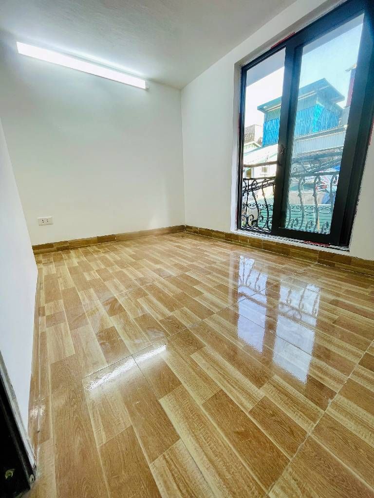 Bán nhà Nguyễn An Ninh - diện tích 10m2 4 tầng - Vị trí đẹp ngõ to thông kinh doanh thoáng trước sau - giá 2,0 tỷ