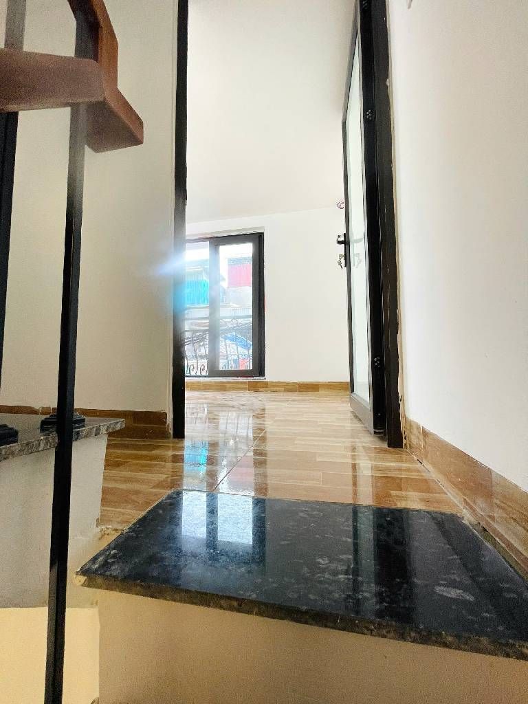 Bán nhà Nguyễn An Ninh - diện tích 10m2 4 tầng - Vị trí đẹp ngõ to thông kinh doanh thoáng trước sau - giá 2,0 tỷ