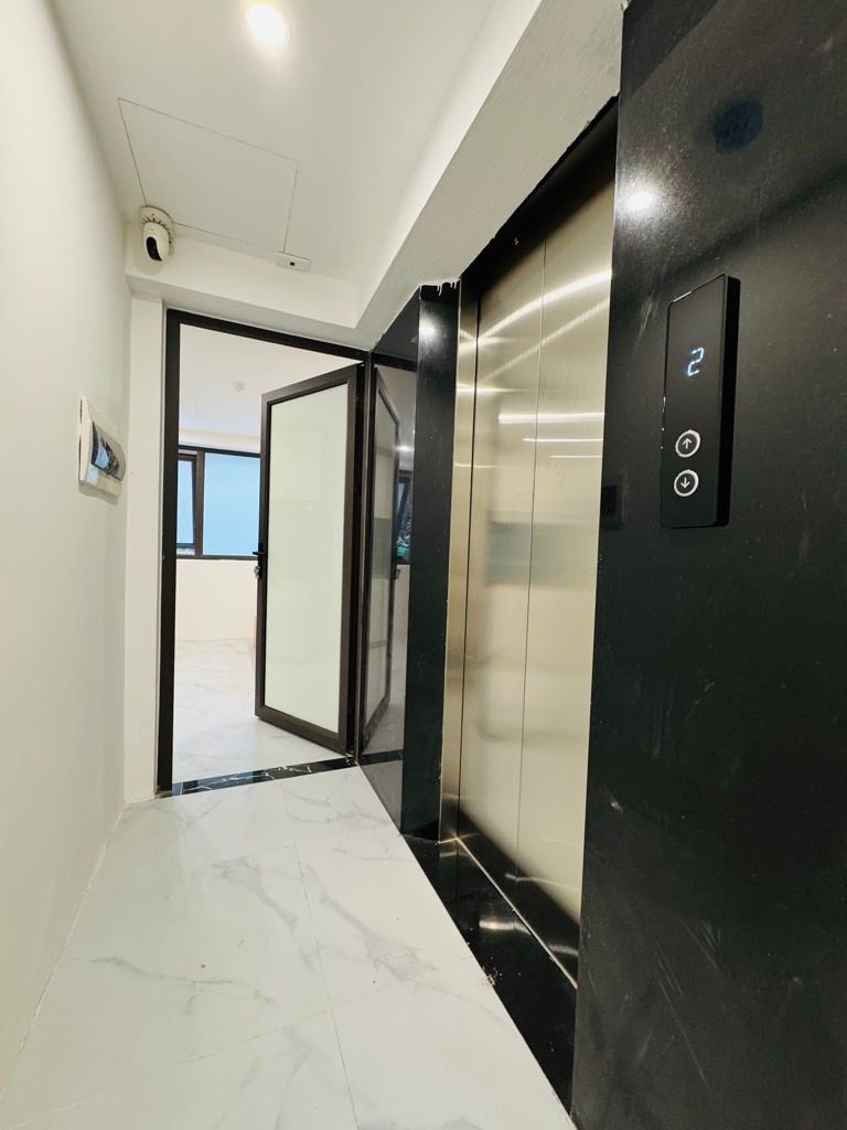 Bán nhà Đê Trần Khát Chân - diện tích 96.3m2 5 tầng - Gà đẻ trứng vàng - giá 19 tỷ