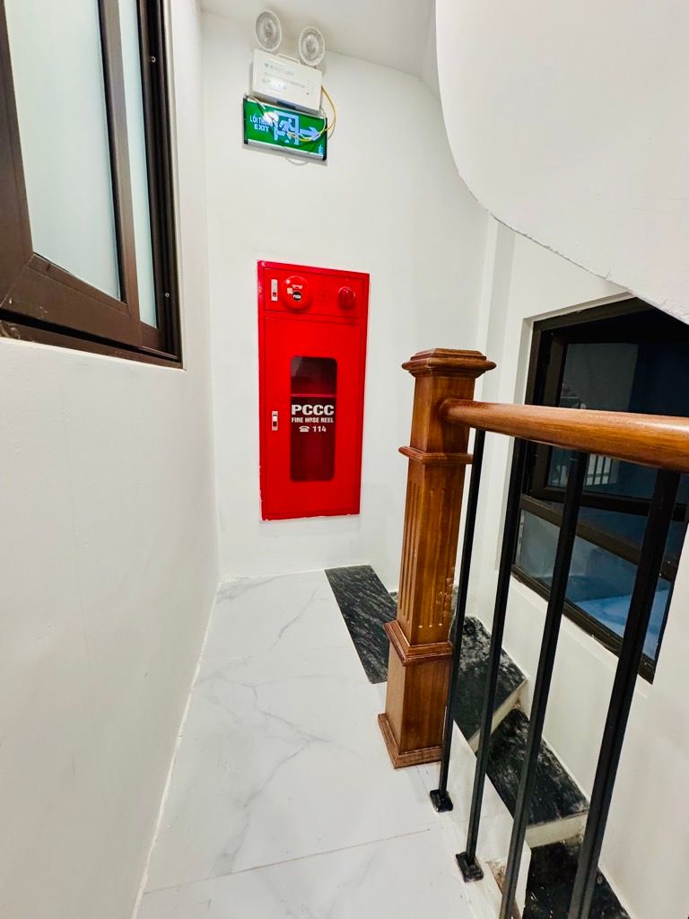 Bán nhà Đê Trần Khát Chân - diện tích 96.3m2 5 tầng - Gà đẻ trứng vàng - giá 19 tỷ