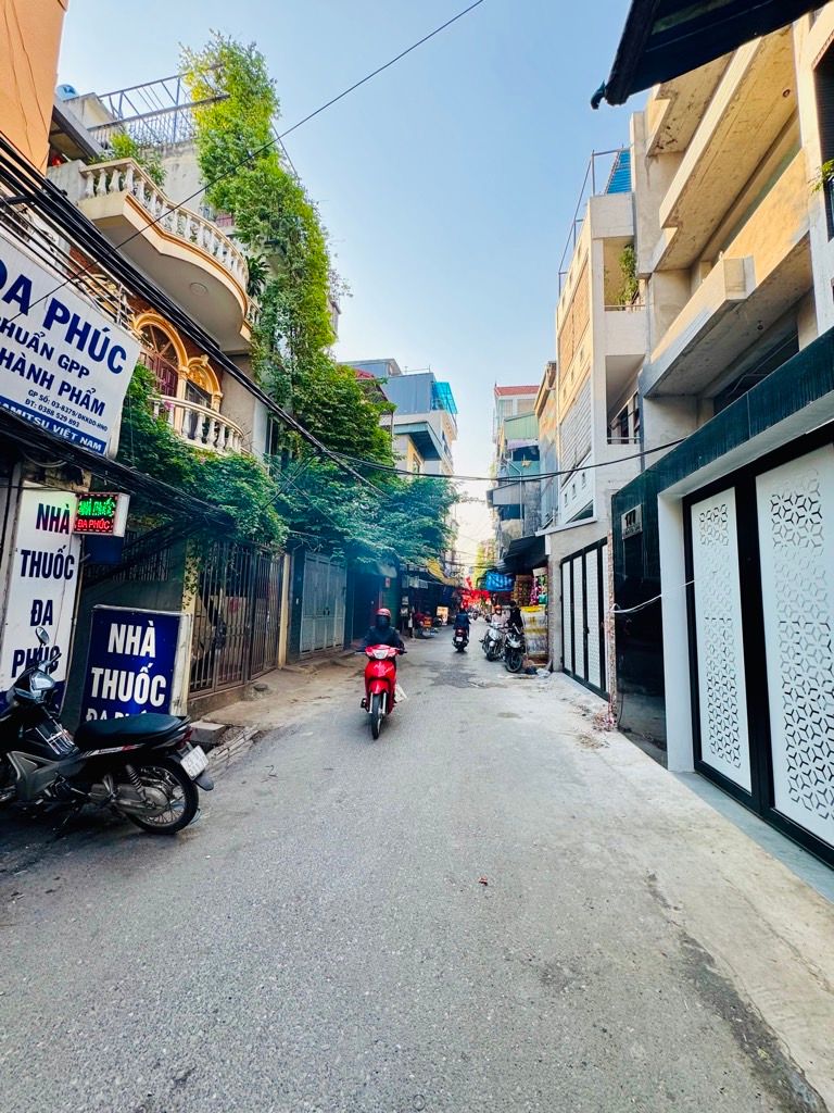 Bán nhà Đê Trần Khát Chân - diện tích 96.3m2 5 tầng - Gà đẻ trứng vàng - giá 19 tỷ