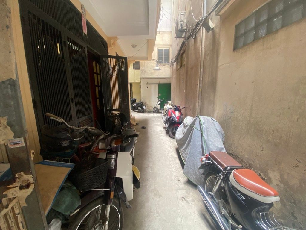 Bán nhà Khuất Duy Tiến - diện tích 25.4m2 6 tầng - Ô tô tránh - giá 7,75 tỷ