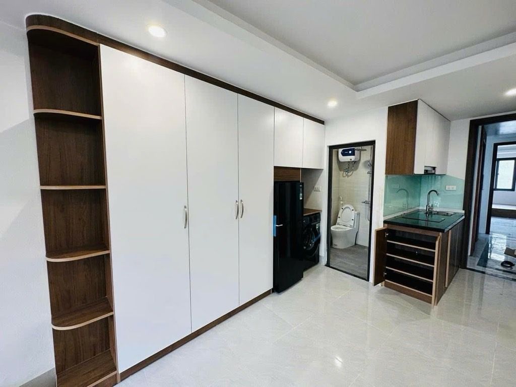 Bán nhà Định Công Thượng - diện tích 50.6m2 7 tầng - Ô Tô vào nhà - giá 13,8 tỷ