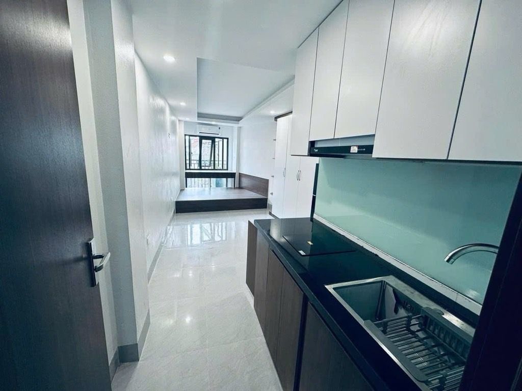 Bán nhà Định Công Thượng - diện tích 50.6m2 7 tầng - Ô Tô vào nhà - giá 13,8 tỷ