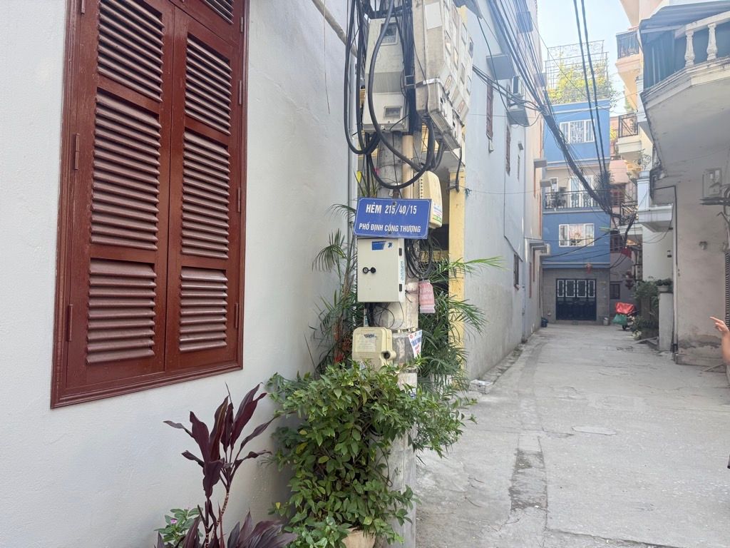 Bán nhà Định Công Thượng - diện tích 50.6m2 7 tầng - Ô Tô vào nhà - giá 13,8 tỷ