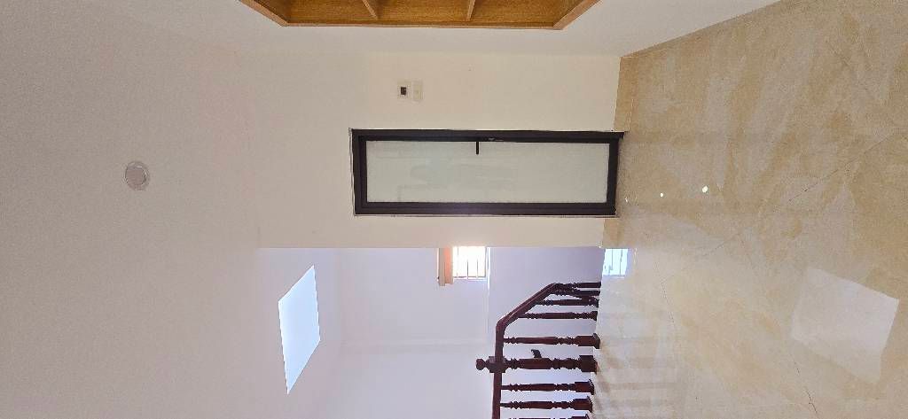 Bán nhà Giáp Bát - diện tích 22,3m2 3 tầng - Nhà sửa mới kính koong long lanh tặng full nội thất - giá 6,4 tỷ