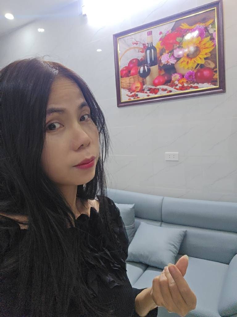 Bán nhà Giáp Bát - diện tích 22,3m2 3 tầng - Nhà sửa mới kính koong long lanh tặng full nội thất - giá 6,4 tỷ