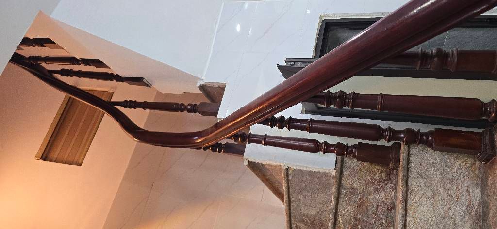 Bán nhà Giáp Bát - diện tích 22,3m2 3 tầng - Nhà sửa mới kính koong long lanh tặng full nội thất - giá 6,4 tỷ