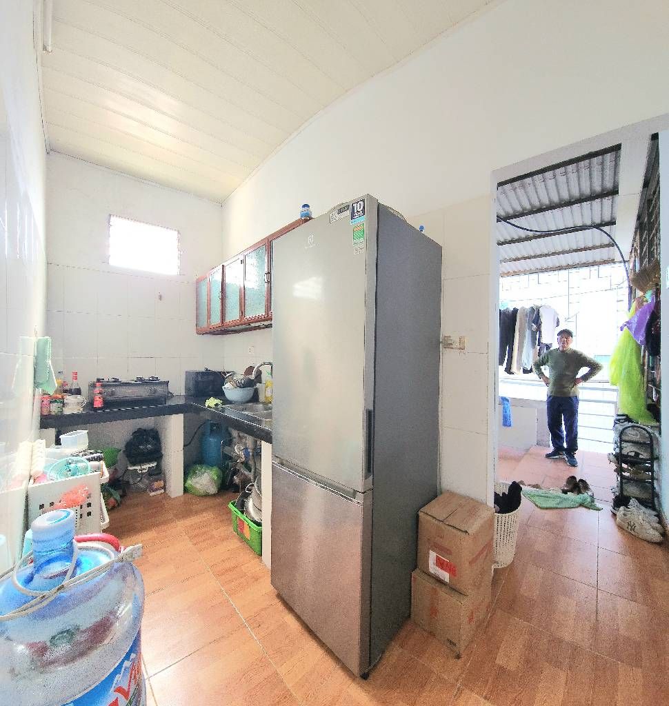 Bán nhà Khương Trung - diện tích 150m2 2 tầng - Ô tô tải đỗ chân cầu thang - giá 5,2 tỷ