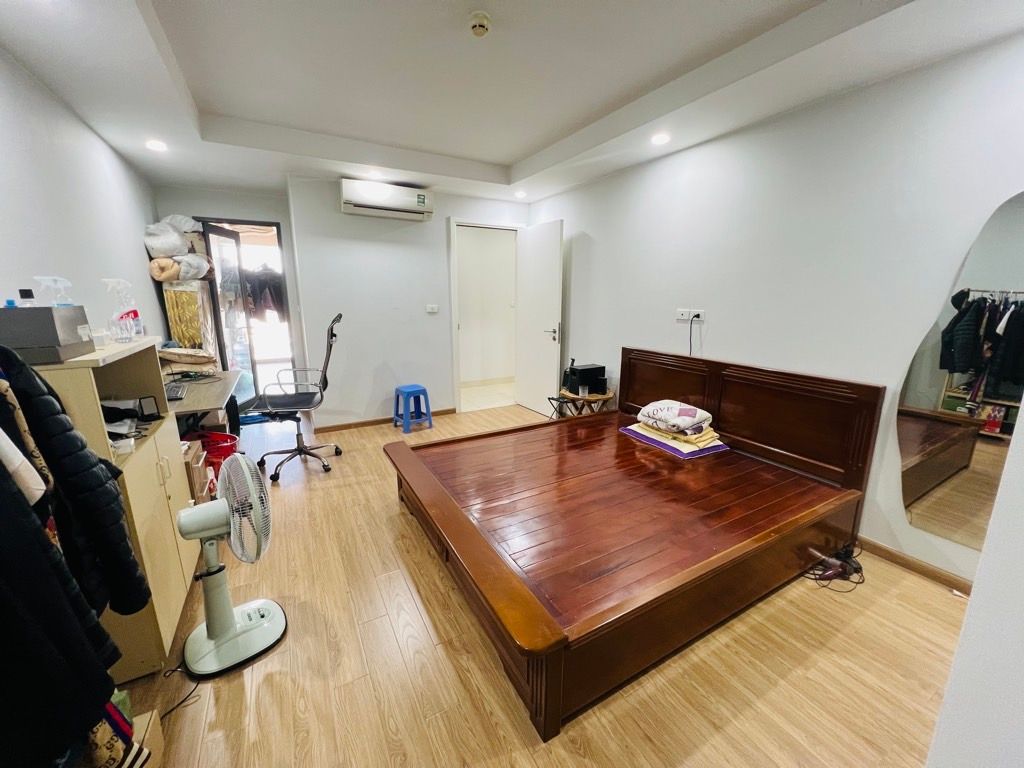 Bán nhà Vĩnh Hưng - diện tích 98.7m2 1 tầng - view sông Hồng - giá 7,9 tỷ