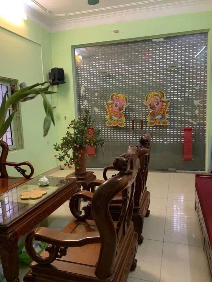 Bán nhà Tô Hoàng - diện tích 52.5m2 3 tầng - Ngõ thông kinh doanh - giá 13 tỷ