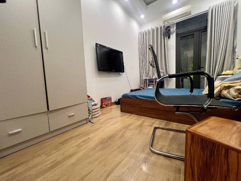 Bán nhà Kim Hoa - diện tích 21,5m2 5 tầng - Mặt ngõ thẳng tắp, sát phố - giá 7,1 tỷ