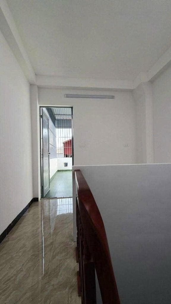 Bán nhà Thịnh Liệt - diện tích 49m2 5 tầng - Ô TÔ ĐỖ CỬA - giá 6 tỷ