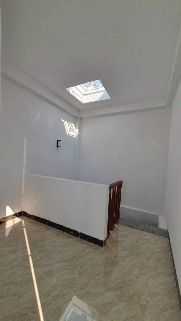 Bán nhà Thịnh Liệt - diện tích 49m2 5 tầng - Ô TÔ ĐỖ CỬA - giá 6 tỷ