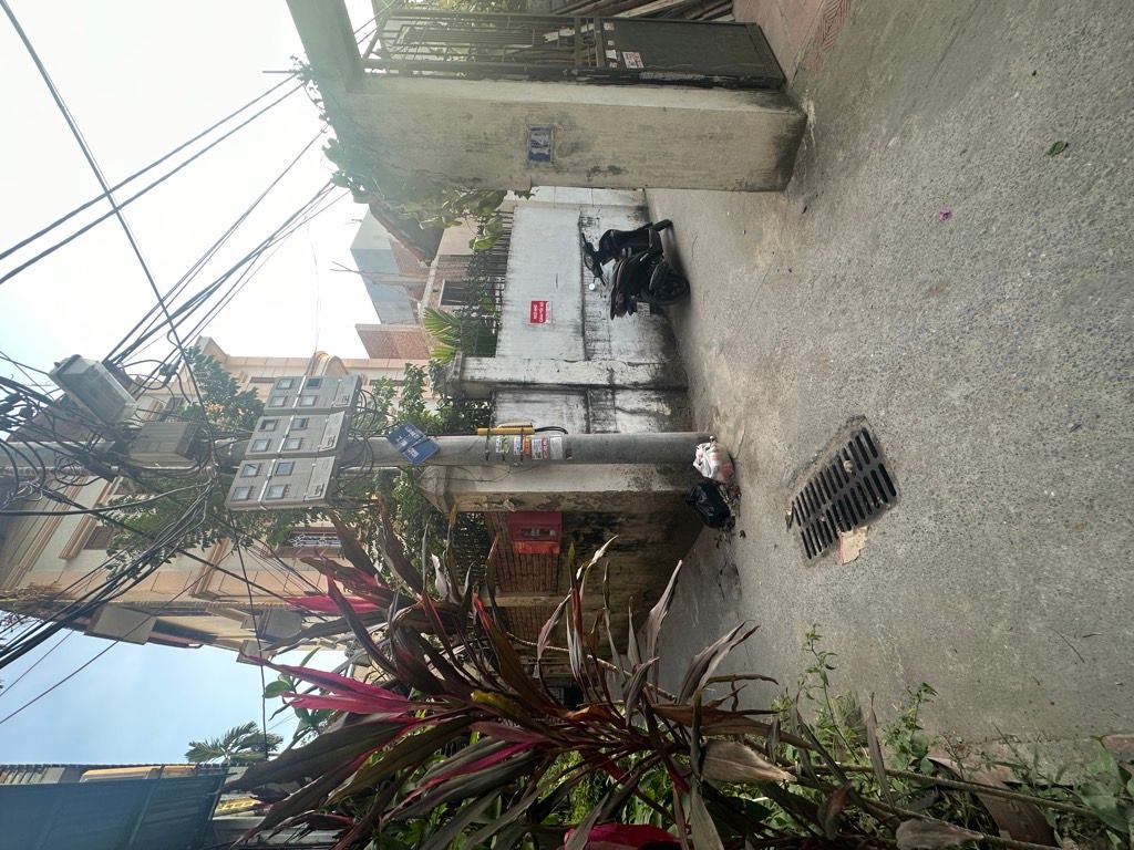 Bán nhà Đông Thiên - diện tích 25m2 5 tầng - nhà đang xây thô - giá 4,98 tỷ