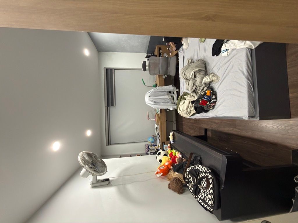 Bán nhà Nguyễn Trãi - diện tích 122m2 24 tầng - Lô góc - giá 12,9 tỷ