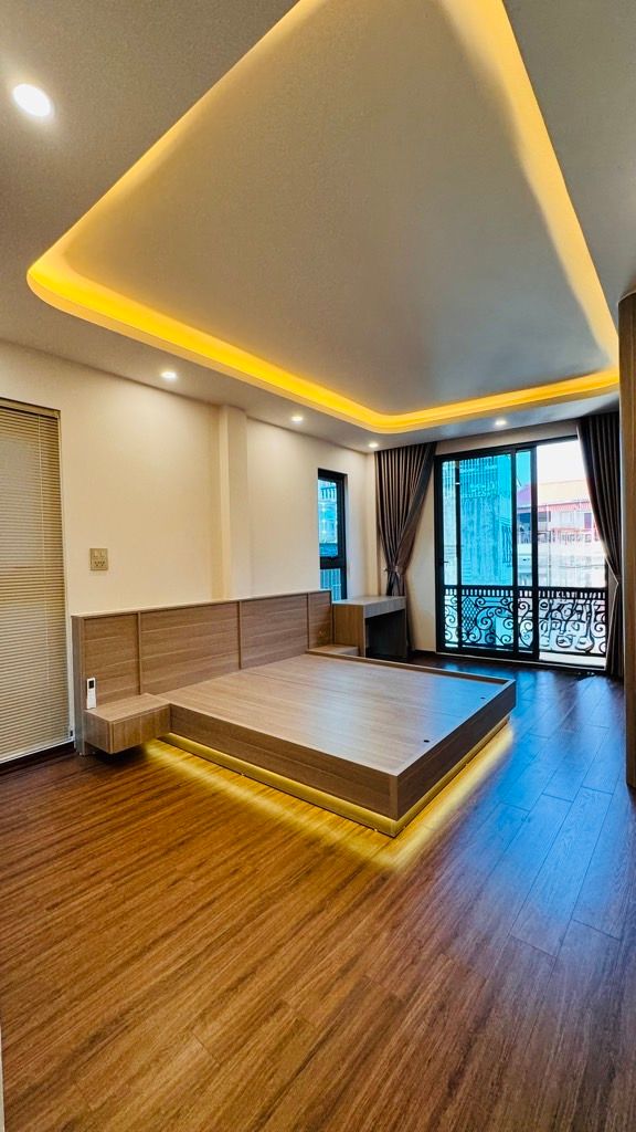 Bán nhà Võ Thị Sáu - diện tích 54m2 5 tầng - Lô góc, thang máy - giá 15,8 tỷ