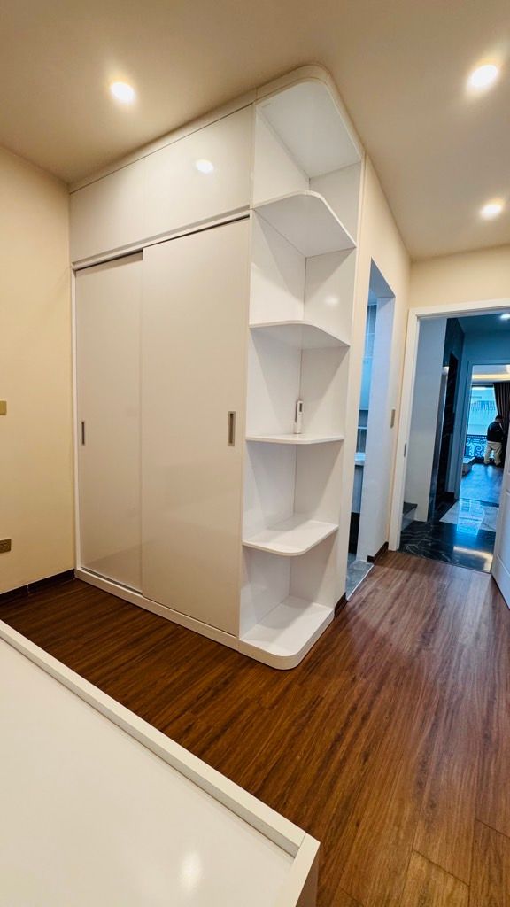 Bán nhà Võ Thị Sáu - diện tích 54m2 5 tầng - Lô góc, thang máy - giá 15,8 tỷ